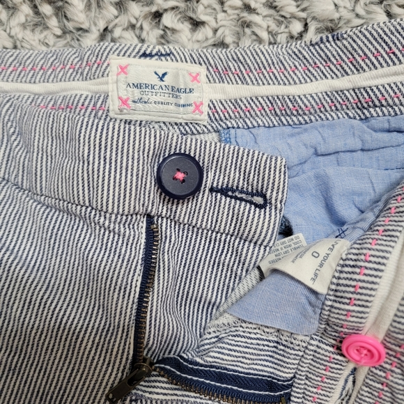 AE Pinstripe Shorts - Picture 3 of 4